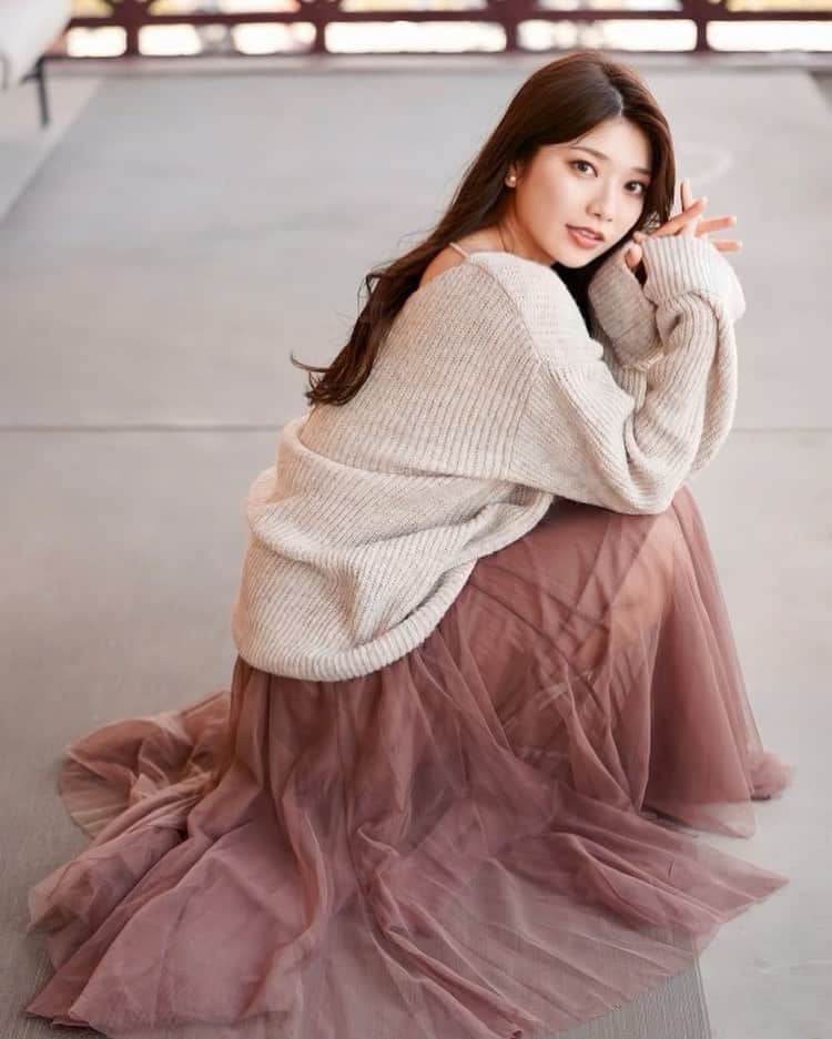 涼野はるかさんのインスタグラム写真 - (涼野はるかInstagram)「･ ･ 7/8の#撮影会 ですが なんと4部も満枠となりました！！！ 残りは1部の2枠のみ、完売間近です！ いろいろイベントが重なってる中選んでくれて ありがとうございます🥲💓 ･ 残りあと少しよろしくお願いします🌸 ▶︎wmstudio-mf.com/photo ･ ･ ･ ･ ･ ･ ･ ･ ･ #portrait #portraitphotography #model #ootd #ポートレート #モデル #撮影会 #釣りガール #レースクイーン」6月30日 7時18分 - suzuno_haruka