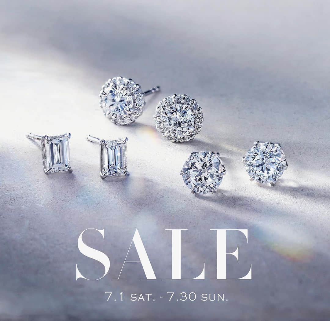 さんのインスタグラム写真 - (Instagram)「〈EARLY SUMMER SALE〉 7.1 sat. ▷ 7.30 sun.  1粒ダイヤモンドをはじめとする人気のベーシック ダイヤモンドのシリーズやハイクォリティの カラーストーン💎  「いつかは欲しい！」と思っていた一生物の 上質なアイテムをお買い得にお求めいただける チャンスです✨ どうぞお見逃しなく🏃‍♀️  （こちらの投稿に掲載の商品はすべて"新品"です）  *本セールはおかちまち本店限定となります。  GALA JEWELRY  おかちまち本店 / ‪03-3836-3030‬  ＿＿＿＿＿＿＿＿＿＿＿＿＿＿＿＿＿＿＿＿＿＿＿＿  下記の特設サイトでさらに多くの お買い得品をご覧いただけます▽  【SALE 特設サイト】  プロフィールリンク🔗 Early Summer SALE  ＿＿＿＿＿＿＿＿＿＿＿＿＿＿＿＿＿＿＿＿＿＿＿＿  ・  ・  ・  ・  #ジュエリー  #ダイヤモンドネックレス #ジュエリー好き女子 #ご褒美ジュエリー #ジュエリー好きな人と繋がりたい #ジュエリー好きさんと繋がりたい #ファンシーカットダイヤモンド #ファンシーカット #ダイヤモンド好きな人と繋がりたい #ジュエリー #ネックレス #jewelry #fancycutdiamond #accessory #GALA #ガラ #御徒町 #一粒ダイヤ #一粒ダイヤピアス #一粒ダイヤネックレス #ダイヤモンドピアス #エタニティリング #セール」6月30日 17時04分 - gala_okachimachi
