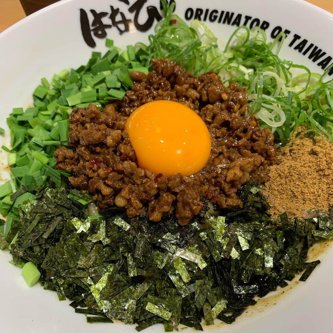 タダスケさんのインスタグラム写真 - (タダスケInstagram)「6月の麺活🍜 蕎麦とうどん多めです。  吉野家がやってる蕎麦屋は十割蕎麦で美味しいです😋  徳島ラーメン食べそびれて凹んでます…  #noah_ghc #prowrestling #prowrestler #プロレス #ラーメン #台湾まぜそば #とんかつ #蕎麦 #うどん #くら寿司  #かすうどん #十割蕎麦 #麺屋はなび」6月30日 17時02分 - yoshidatadasuke