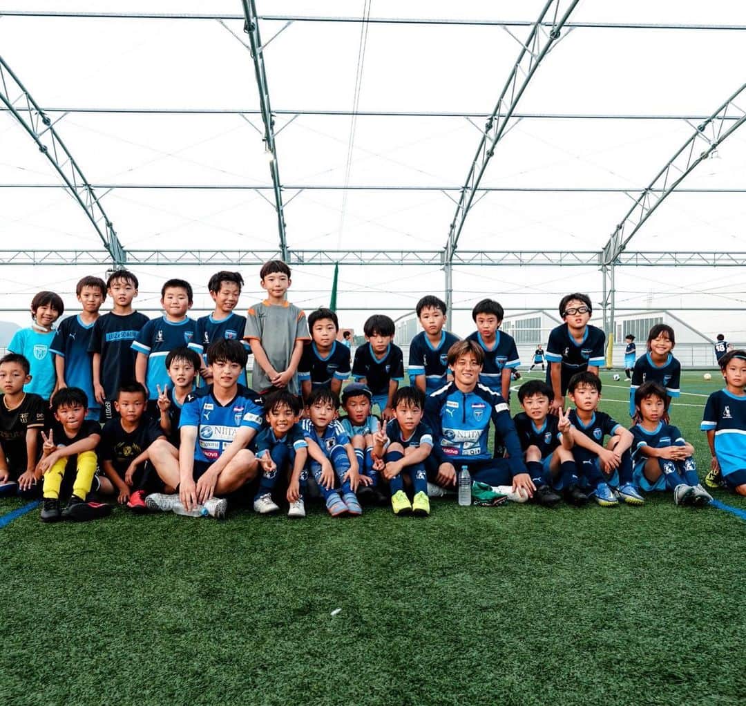 高井和馬のインスタグラム：「#スクール訪問 #楽しかった #子供達からパワーもらった #これで好感度爆上がり  #横浜FC #yokohamafc」