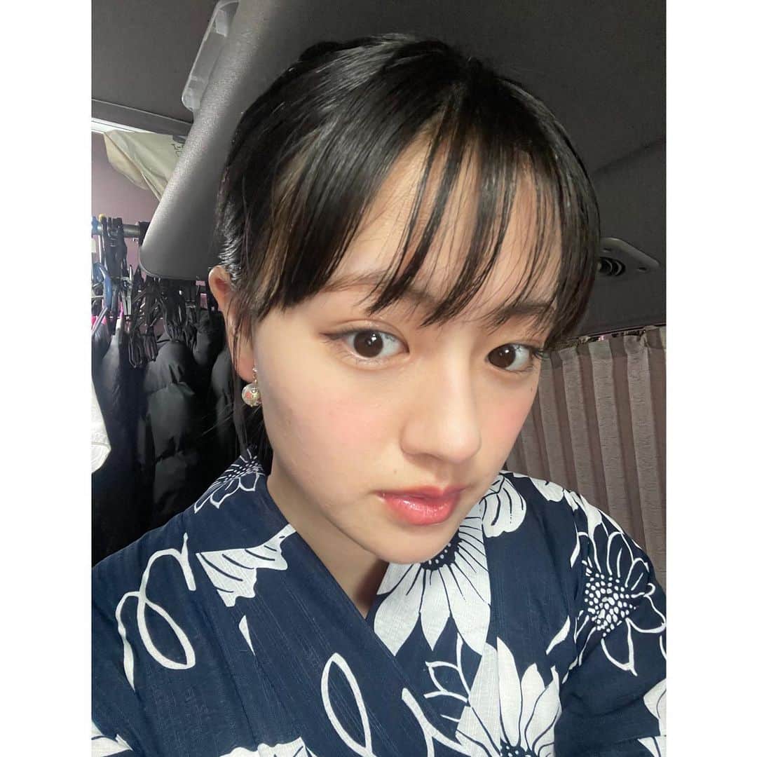 上坂樹里さんのインスタグラム写真 - (上坂樹里Instagram)「.  Seventeen夏号　発売です。 浴衣も着ました〜夏だ〜🎐  ぜひに。  #Seventeen夏号」6月30日 17時23分 - juri_kosaka