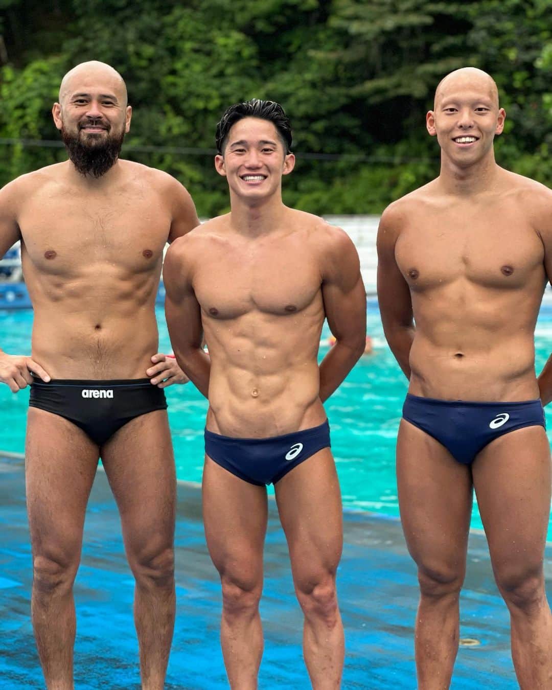 荒井陸のインスタグラム：「👳🏾‍♂️👶🏽👨🏽‍🦲  福岡へ移動前の最後の練習終了。 皆さん、今年はもう半分終わりました。  7月は予定に世界水泳入れてみてはどうですか🤽‍♂️🌍  #絵文字がぴったりすぎる #ジワジワ来た人いいね #世界水泳福岡 #水球」