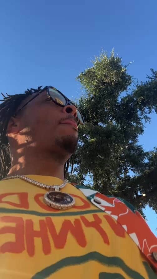 T.I.のインスタグラム：「Austin,Tx @capcitycomedy  2shows 2night and 2 2morrow @thehahamafia @ericaduchess @navvgreene @comediankdubb23 it's 🆙 💥⚠️‼️Ⓜ️🫡👑」