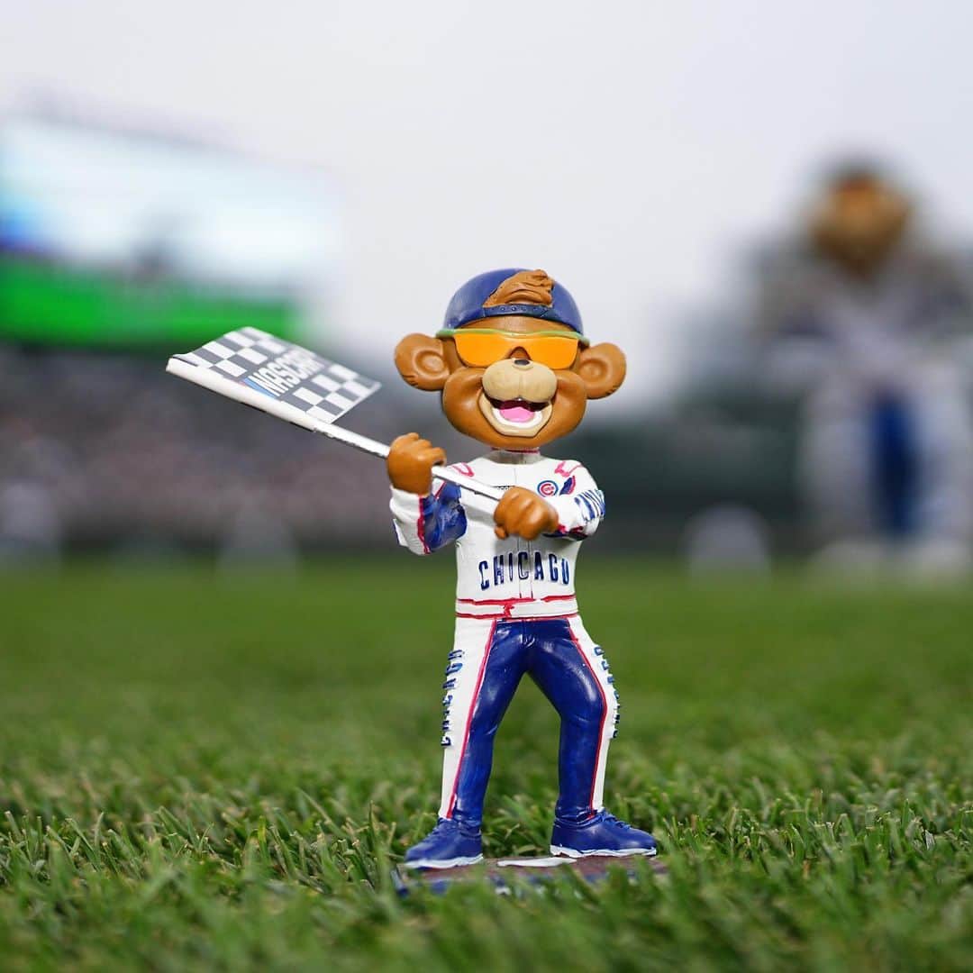 シカゴ・カブスさんのインスタグラム写真 - (シカゴ・カブスInstagram)「NASCAR takes over Wrigley Field!」6月30日 11時13分 - cubs