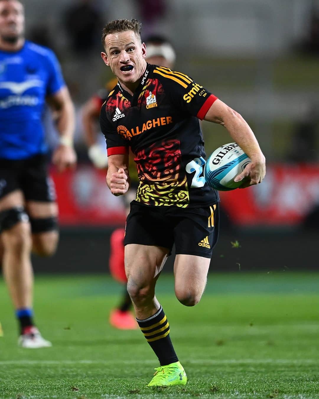 Super Rugbyさんのインスタグラム写真 - (Super RugbyInstagram)「A season to be proud of, Brad 🤝  You'll be missed in #SuperRugbyPacific!」6月30日 12時01分 - superrugby