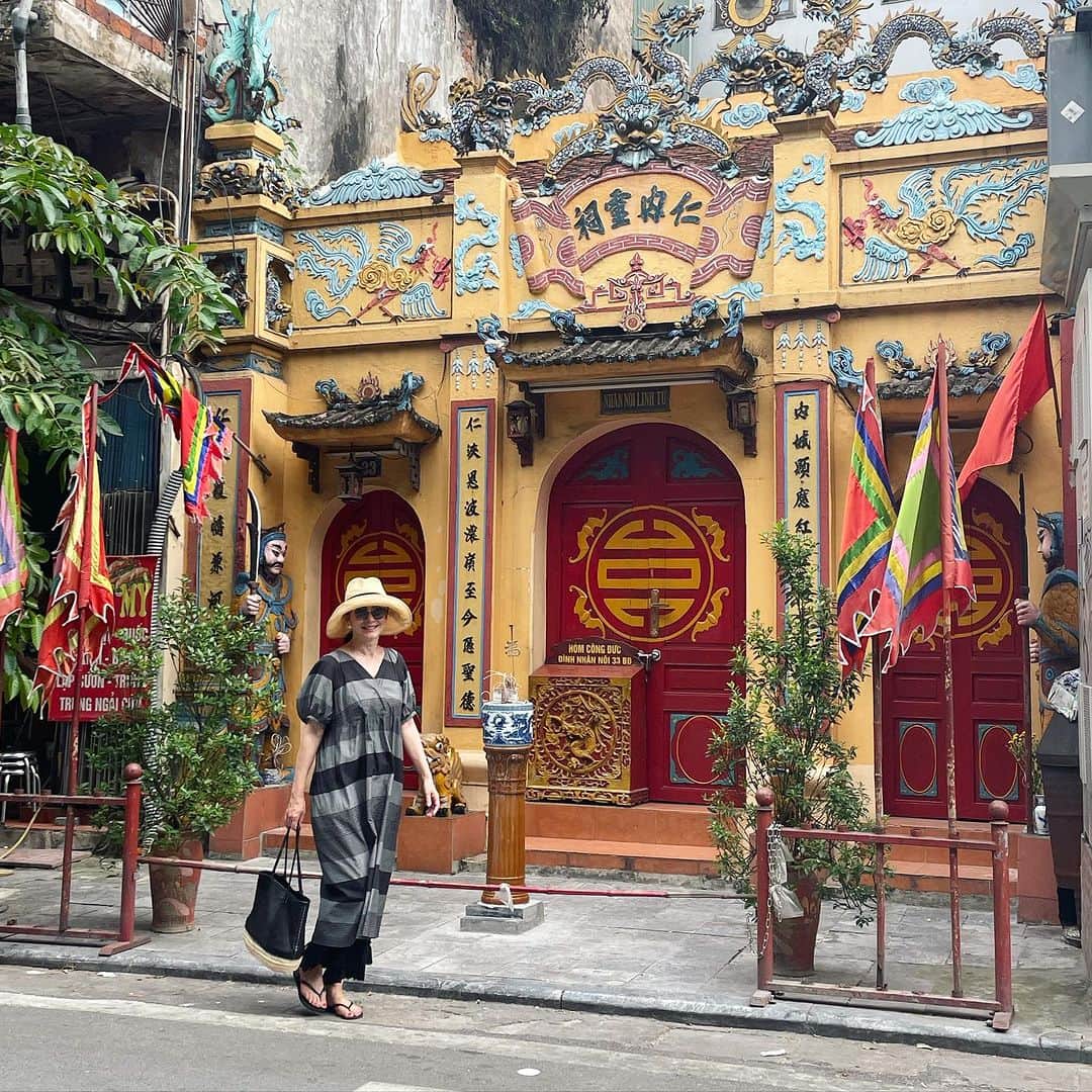 桐島かれんのインスタグラム：「ハノイは蒸し暑い〜  #ハノイ#ハウスオブロータス#hanoi」