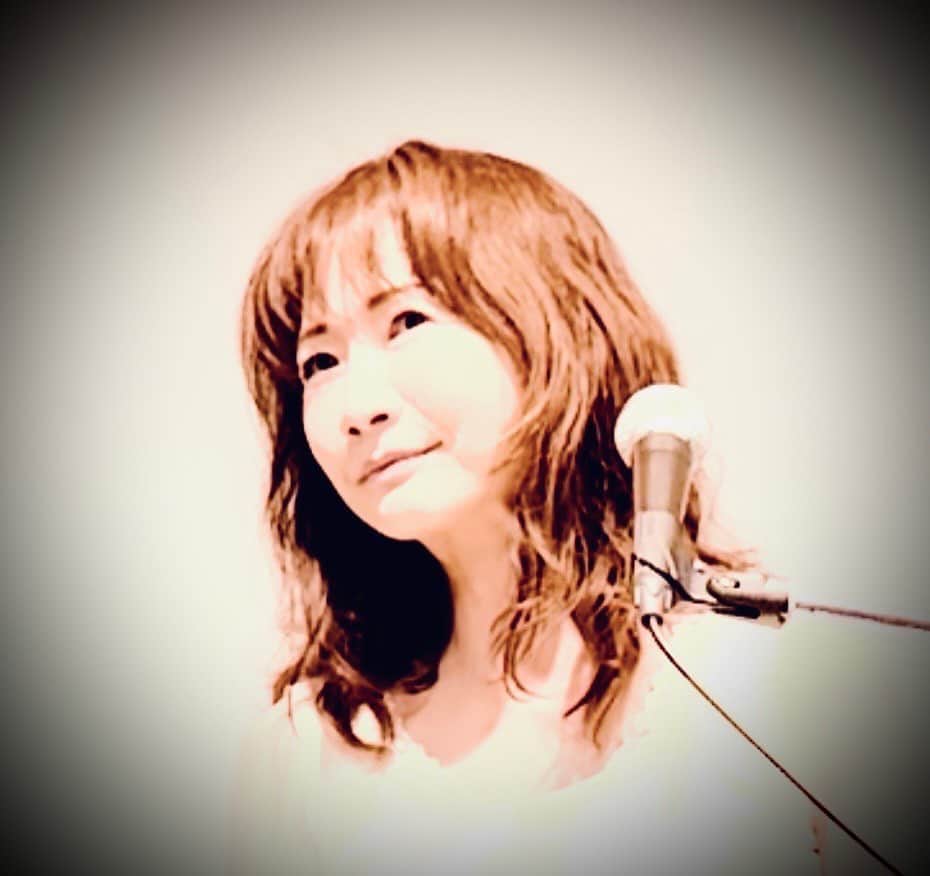 平松愛理のインスタグラム：「⁡ 【7/1(土)日本テレビ系『THE MUSIC DAY』に出演】 ⁡ 15:00〜8時間の生放送、平松愛理の出演は15時台になります。 ⁡ ⁡ 今回のテーマは『あなたを変えた音』✨ ⁡ ⁡ ⁡ @musicday_official #THEMUSICDAY #平松愛理」