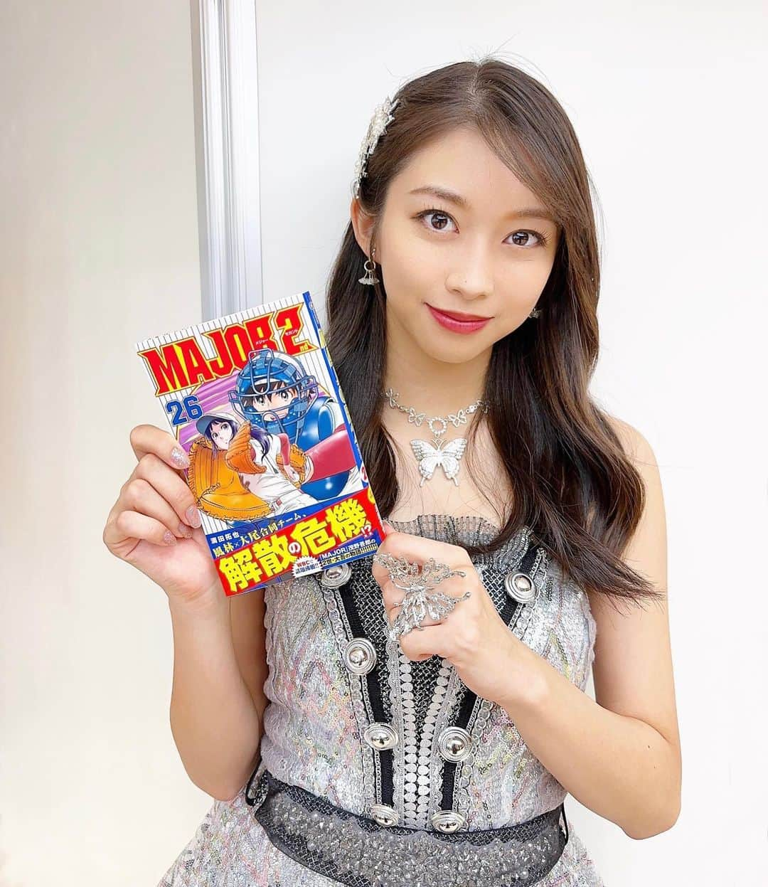 牧野真莉愛さんのインスタグラム写真 - (牧野真莉愛Instagram)「♡ ♡ ✨『MAJOR 2nd』⚾️26巻✨ 発売中❣️❣️❣️ 🎀 表紙は大吾＆睦子ちゃん🌈LOVE❤️❤️ ♡ ♡  #満田拓也 先生 #MAJOR #MAJOR2nd #小学館 #週刊少年サンデー #モーニング娘23 #牧野真莉愛」6月30日 18時17分 - maria_makino.official