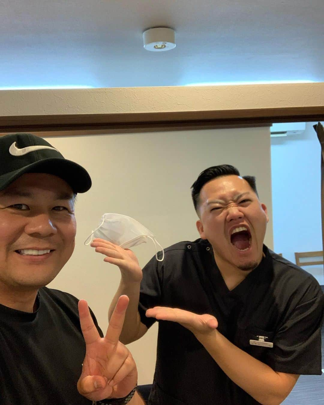 増渕竜義のインスタグラム：「元球児の新しいスタッフさん施術してもらいました😁⚾️ パワプロで僕を使ってくれてたみたい笑  ↓ちいさな整体院↓ https://rac-n.com/  引き続き僕の投稿を見たと言ってもらえると割引されます^ - ^  #野球#スポーツ#プロ野球#増渕竜義#整体#赤羽#ちいさな整体院」