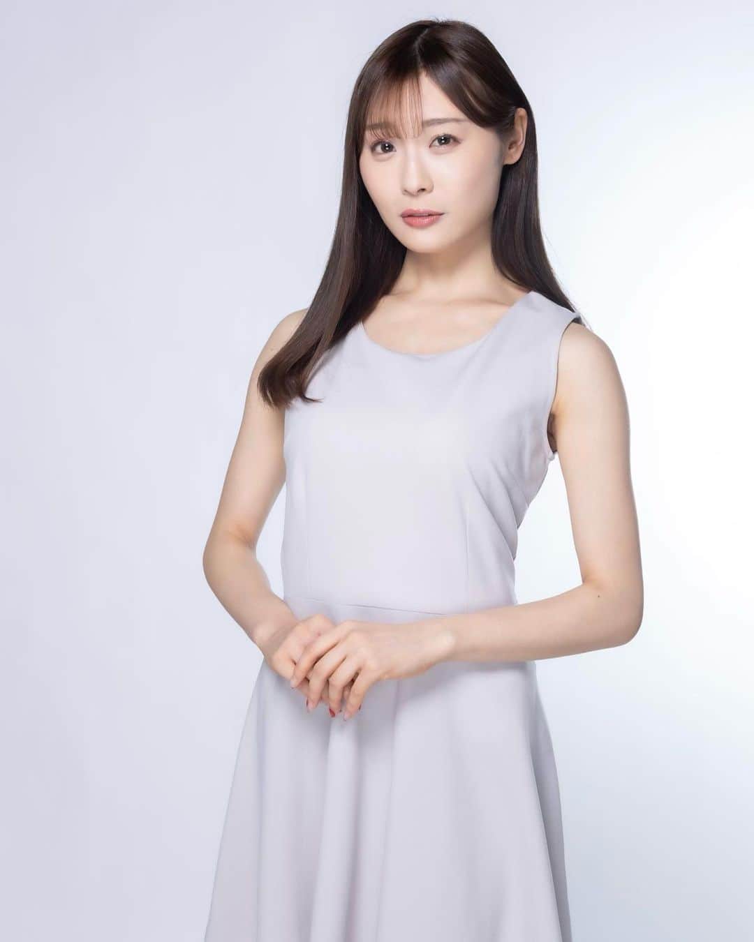 雪音まりな（まーりん）さんのインスタグラム写真 - (雪音まりな（まーりん）Instagram)「. 6月もありがとうございました🗓💓 2023年が半分終わってしまっただと！？😳 私は7月は出張や旅行があり、8月は舞台稽古の予定です。 後期も駆け抜けますよ！！ . . . . #雪音まりな #model #モデル #dancer #actress #インフルエンサー #influencer #宣材 #宣材写真 #ビューティー撮影 #ストレートヘア #清楚系」6月30日 13時25分 - yukine_dayo