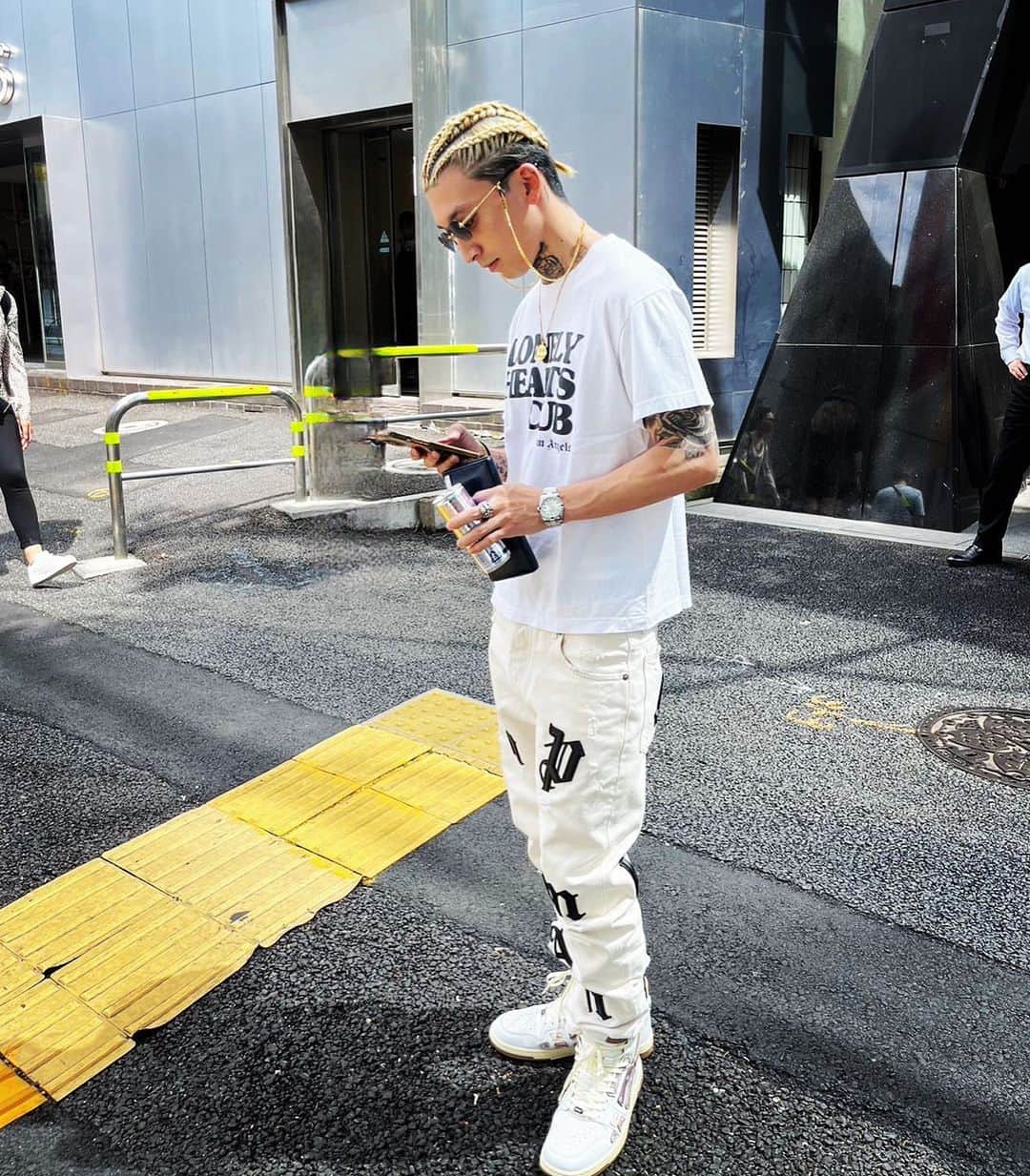 勧修寺玲旺のインスタグラム：「🕊️🕊️🕊️」