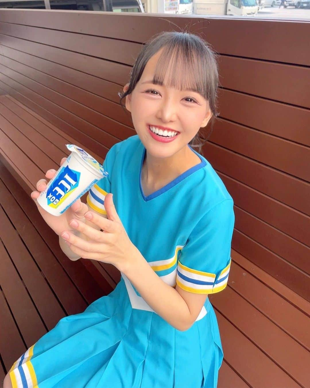 福田朱里さんのインスタグラム写真 - (福田朱里Instagram)「チアガール📣💙 ICE BOX × STU48キャンペーン応募本日締切です！ 出し忘れなきようよろしくお願いします♪  #フレフレ全力 #アイスボックス #森永製菓 #森永 #アイス #氷 #夏 #アレンジレシピ #チア #チアガール #チア部 #アイドル #キャンペーンガール #ポニーテール #ナチュラルメイク #水色コーデ #コスプレ #骨格ウェーブ #コスチューム #ICEBOX #morinaga #icecream #stu48 #cheerleading #cheerleader #japan #japanesefood #japanesegirl #Summer #smile」6月30日 14時27分 - akaringo_stu48