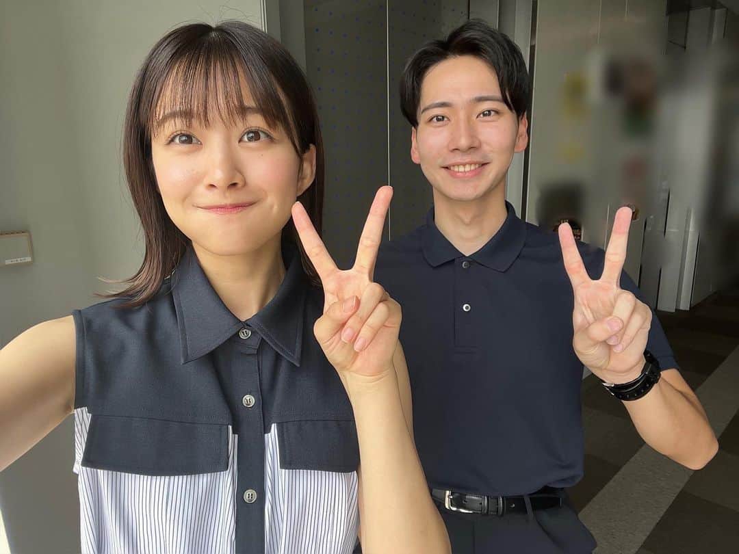 フジテレビアナウンサーさんのインスタグラム写真 - (フジテレビアナウンサーInstagram)「新人の原田葵です！  今週も1週間お疲れさまです✨ 月曜日の朝は、『Live News イット！』の取材に行く前の東中と、 行った取材先などについて、仕事の話をする時間となっています。朝業務も分担しながらやっていて、心強い同期です！ 引き続き、目の前のことを一生懸命頑張ります💪  #新人アナウンサー #東中健 #原田葵」6月30日 14時49分 - fujitv_announcer