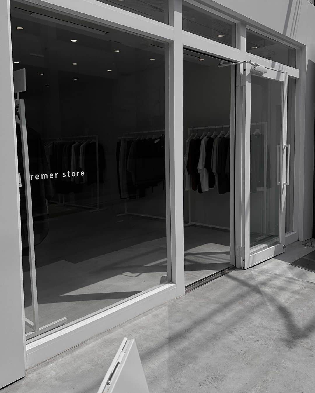 JUN / Yohukasiのインスタグラム：「life  @remer_tokyo  ⁡」