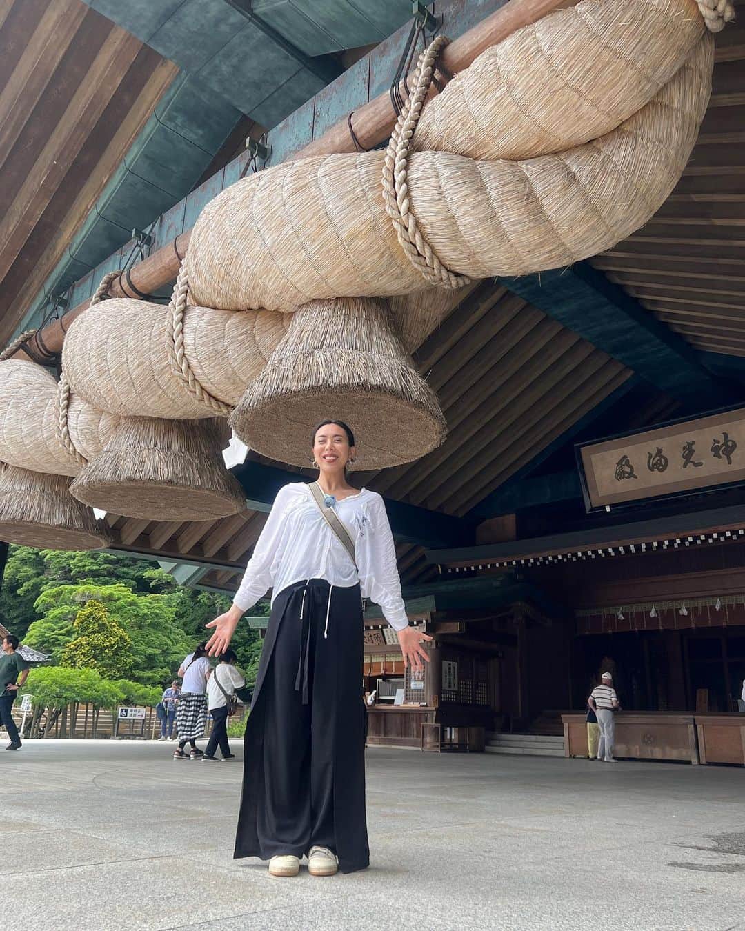 LOVEさんのインスタグラム写真 - (LOVEInstagram)「Shimane Day 2  断魚渓 須佐神社 日御碕灯台 日御碕神社 月読神社  刄田さんコーディネートにより 天照大御神の弟＆妹さん巡り 色々と書ききれぬ。  出雲国⛩️」6月30日 14時59分 - loveyanen_official