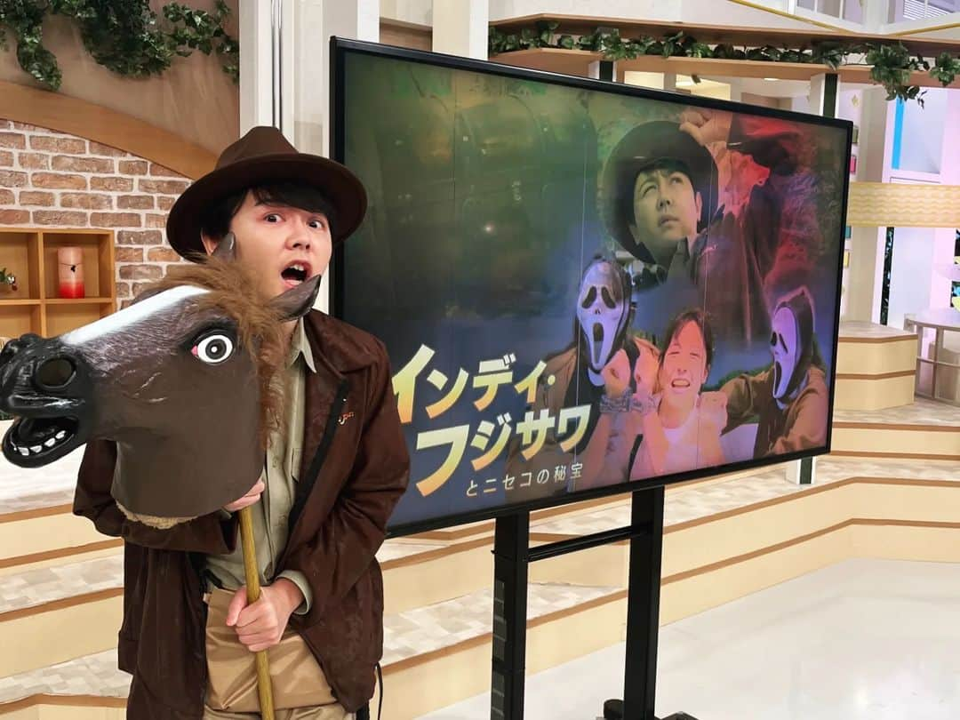 北海道テレビ「イチオシ！モーニング」さんのインスタグラム写真 - (北海道テレビ「イチオシ！モーニング」Instagram)「きょうの特集は、北海道を股にかけて旅🛩をする冒険家インディ・フジサワ🐴が相棒のヒナ・フクチ🔰双眼鏡とニセコに眠るお宝を探しの旅に出る『インディ・フジサワとニセコの秘宝』をお送りしました❗  そんなフジサワも憧れる熱き冒険家が大活躍する「インディ・ジョーンズと運命のダイヤル」は絶賛公開中🎥 シリーズ最新作にして最大で最後となる冒険を是非、劇場で目に焼き付けましょう❗  #イチモニ #藤澤達弥 #福地妃菜美 #室岡里美 #林和人 #福永裕梨 #田口彩夏 #藤尾仁志 #インディフジサワ #インディジョーンズ #ぶちかませインディ」6月30日 15時06分 - htb_ichimoni