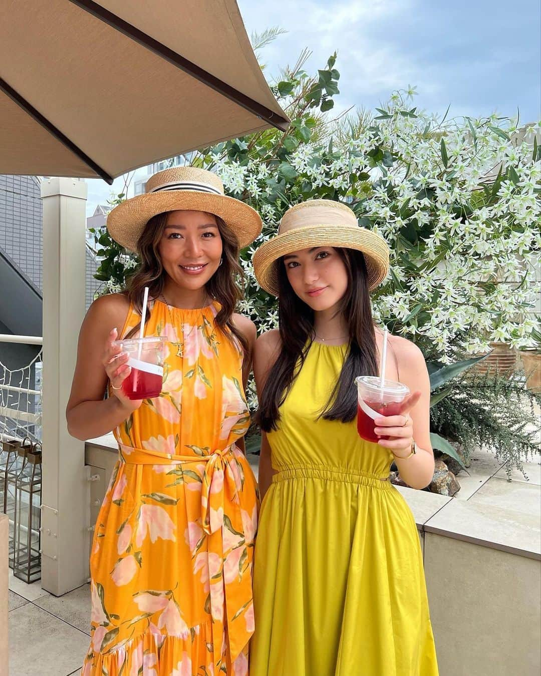 あんなさんのインスタグラム写真 - (あんなInstagram)「リゾート地にピッタリなワンピと帽子🌻  Dress @_estella.k_  Hat @chapeaud_o」6月30日 15時50分 - annaayaofficial