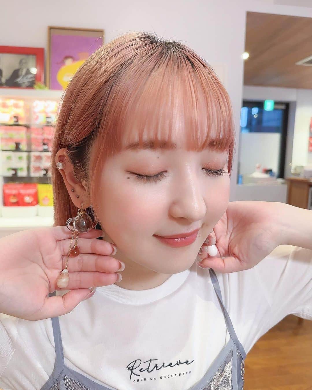 谷口夢奈さんのインスタグラム写真 (谷口夢奈Instagram)「🫖🥛 ⁡ ⁡ 大人気のミルクティーピアス！ なかなかいつも買えなくて