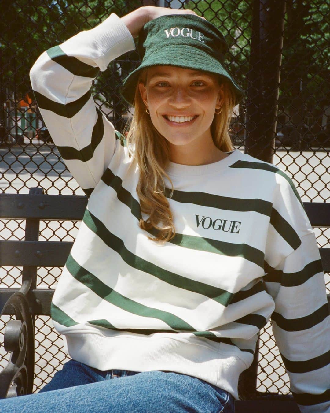 Vogueさんのインスタグラム写真 - (VogueInstagram)「Looking to add some summer staples to your wardrobe? Stripes are always a good idea. From t-shirts and bucket hats, as seen on @rebeccalongendyke, to towels and bags perfect for the beach - head to the link in our bio now to shop the new Summer Stripes Drop from #VogueCollection. Photographed by @sammysuss.」7月1日 2時01分 - voguemagazine