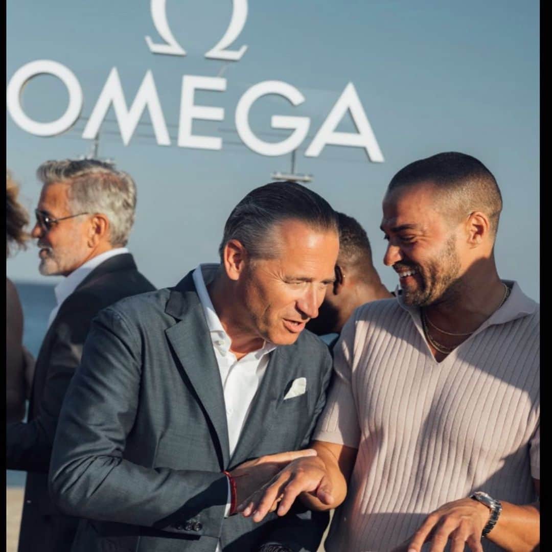 ジェシー・ウィリアムズさんのインスタグラム写真 - (ジェシー・ウィリアムズInstagram)「🙏🏽 A major thank you for @Omega’s healthy welcome into their family and big time congrats on the 75th anniversary.  #Seamaster #Omega」7月1日 2時28分 - ijessewilliams