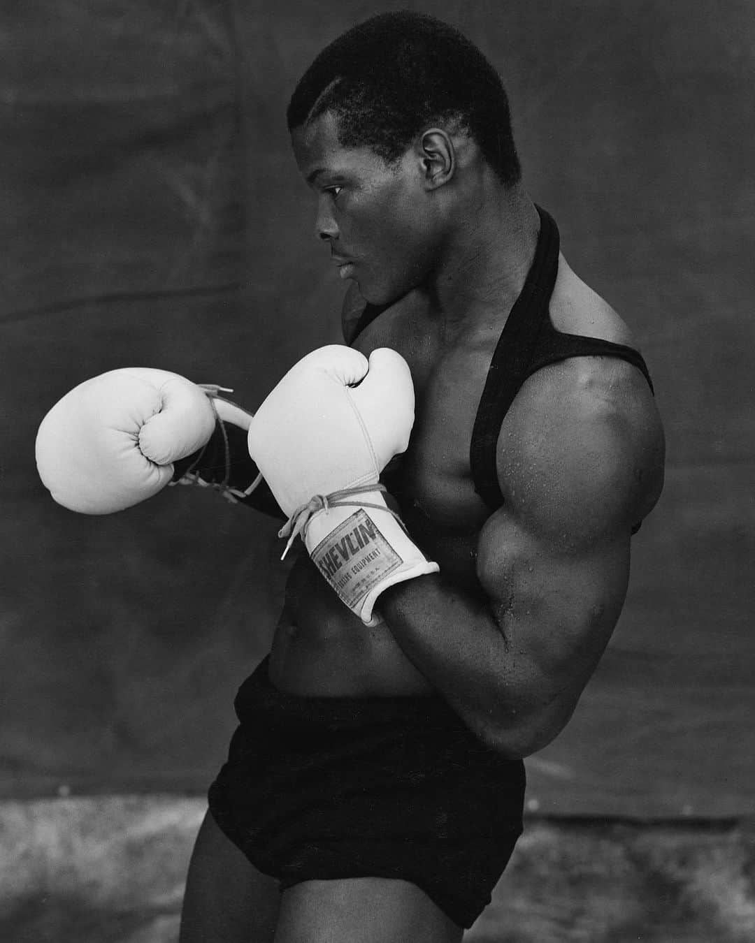 ブルース・ウェーバーさんのインスタグラム写真 - (ブルース・ウェーバーInstagram)「Two great boxers I was lucky to meet when I was starting out:  Ricky Womack of Detroit, Michigan and Andy Minster from Milwaukie, Oregon. They both embodied the lonely courage of that great Joe Louis quote: "Once that bell rings you're on your own. It's just you and the other guy."  Part of my current story for @iconmagazine」7月1日 3時16分 - bruce_weber