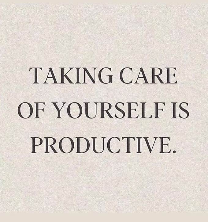 ションダ・ライムズのインスタグラム：「On the weekends, weekdays...whatever works for YOU. #repost 👏🏾」