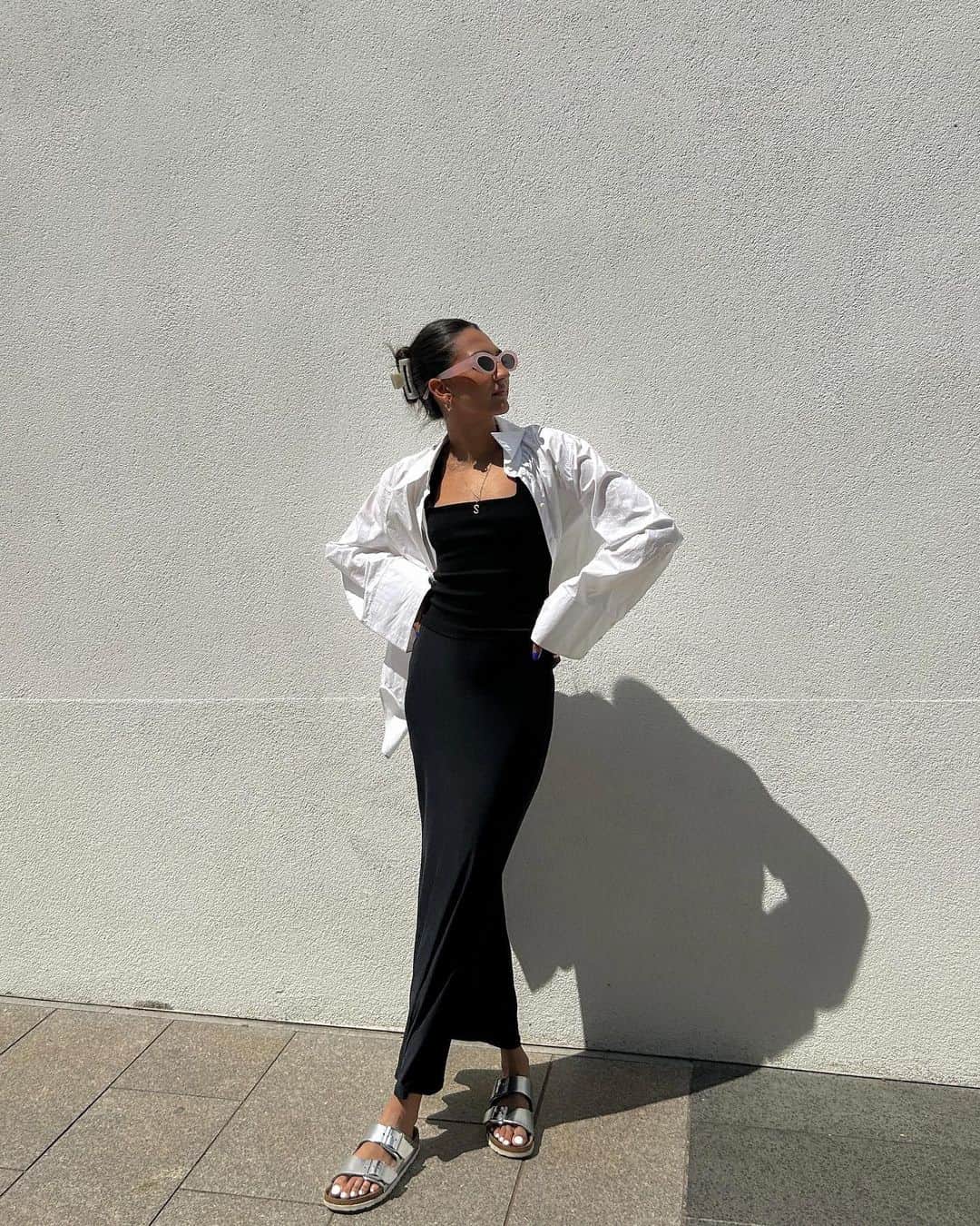 トップショップのインスタグラム：「TGIF, and for cute shirts.   #TopshopMuse @sapna_rao wears the seersucker shirt [129633726]」