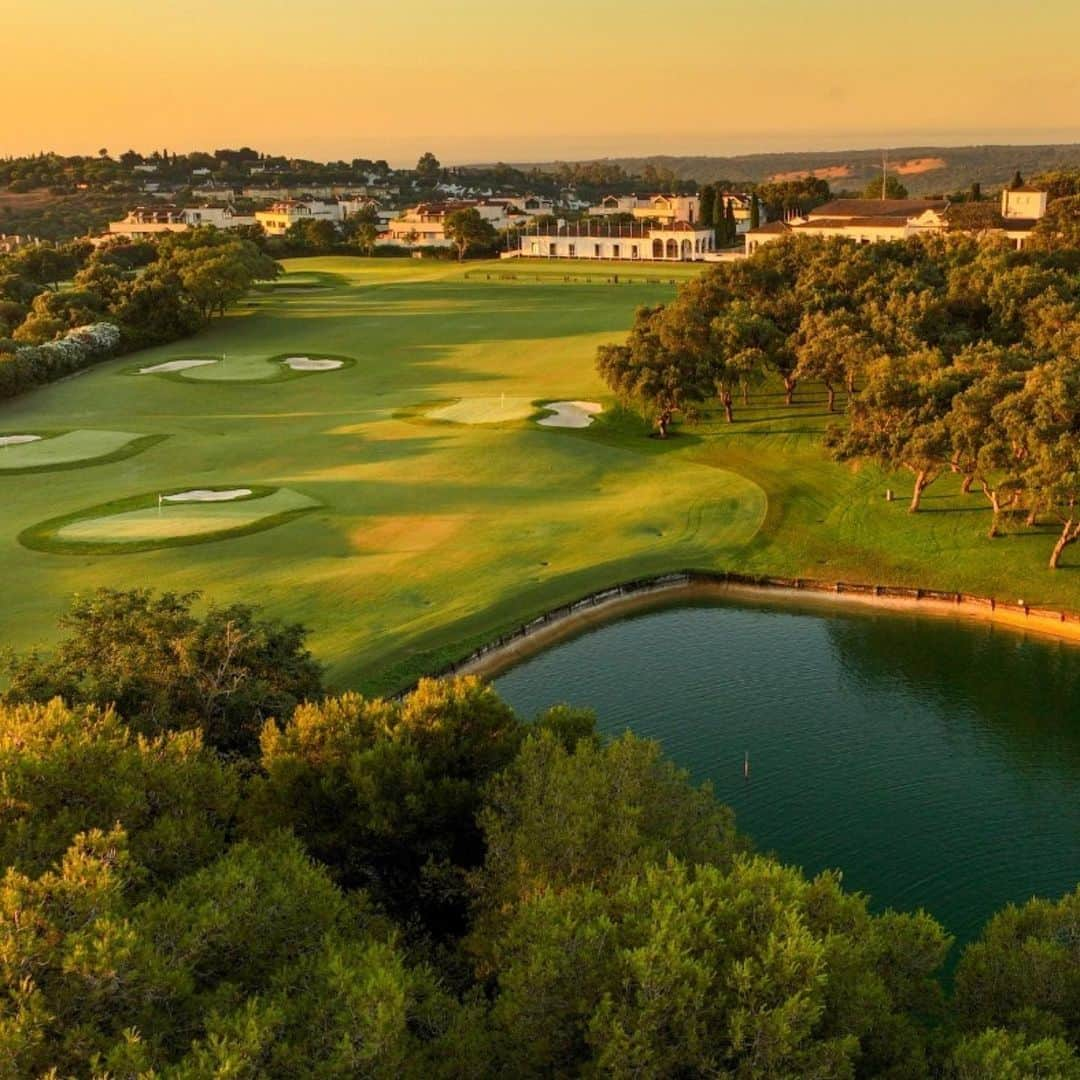 ポール・ケーシーさんのインスタグラム写真 - (ポール・ケーシーInstagram)「The @realclubvalderrama ❤️」6月30日 18時39分 - paul_caseygolf