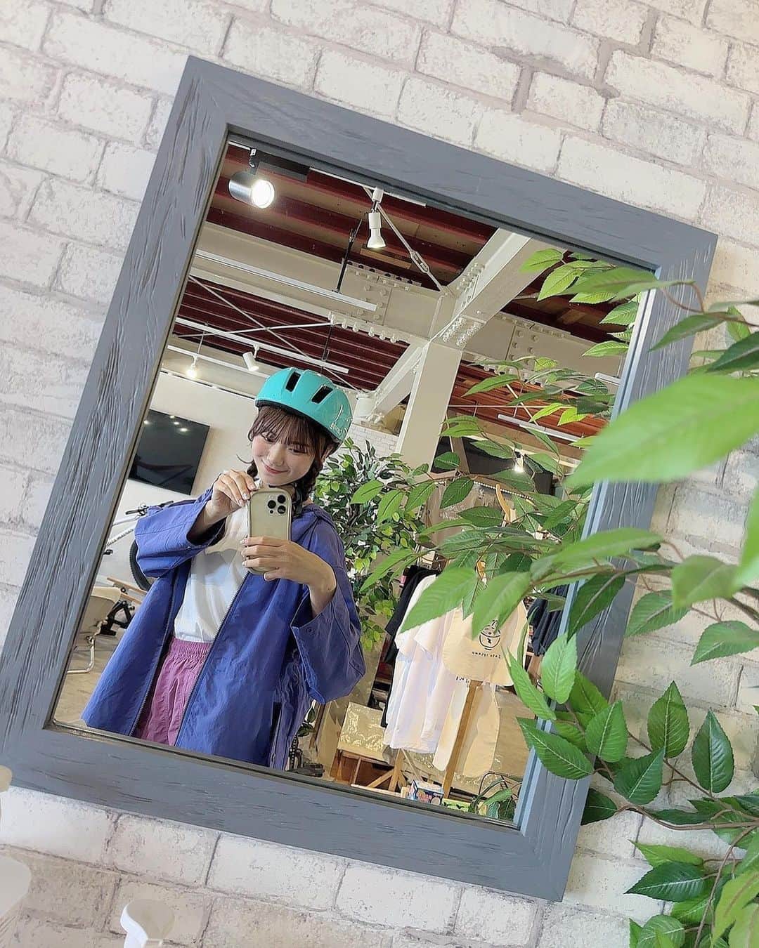 藤崎未夢さんのインスタグラム写真 - (藤崎未夢Instagram)「♡  昨日でNGT48が 1stアルバム『未完成の未来』を リリースさせていただいてからちょうど1年が経ちました🦋  アルバムのジャケット写真やミュージックビデオを 佐渡で撮影させていただいたことから “ 佐渡観光応援公式サポーター ” に任命していただき 佐渡の魅力をPRさせていただいています！  来月7月2日には 新潟日報さんの｢SADOプライド」企画にて 3期生の杉本萌ちゃんと 両津を巡った様子が掲載されます🗞✨  さまざまなアウトドア体験をさせていただいたり アルバムのジャケット写真を撮影した大野亀にも…！⛰🌼  さらに佐渡の魅力がたっぷりお伝えできると思います！  ぜひたのしみにしていてください！💫 . .  #NGT48 #新潟 #佐渡 #佐渡観光応援公式サポーター #SADOプライド #NGT48推し旅」6月30日 19時01分 - miyu_miyu_ngt48