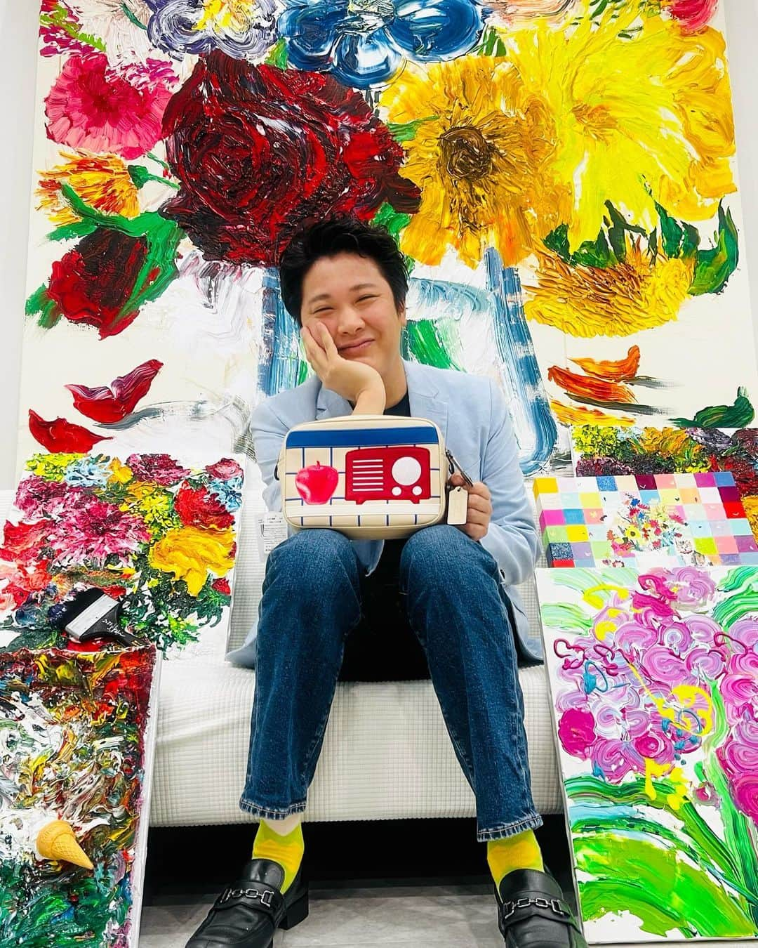 杉田陽平さんのインスタグラム写真 - (杉田陽平Instagram)「此方は、NYの伝説的アメリカンポップアーティスト"トム・ウェッセルマン"とコーチの遊び心溢れるコラボレーションバッグです。ポップで可愛い"持ち歩ける現代アート"は、私達にどんなインスピレーションをくれるでしょうか^_^  #pr #TomWesselmann #トムウェッセルマン #Coach NY #コーチトムウェッセルマン TomWesselmannCoach #CoachJapan #杉田陽平 #杉ちゃん」6月30日 19時04分 - sugitayoheiart