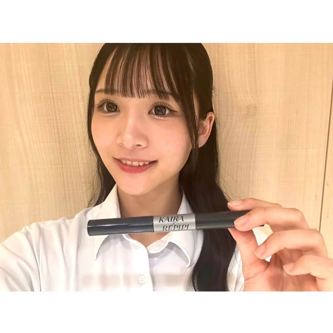 中山あやかさんのインスタグラム写真 - (中山あやかInstagram)「ニコラ8月号発売日です 表紙はかいら🧡　 　 夏休みに役立つ情報が沢山です！ 私服総選挙もあるのでチェックよろしくお願いします^_^  　 付録は「repipiarmario×KAIRAコラボ  Wカラーマスカラ」  シアーブラックとチェリーブラウンの2色が1本になったマスカラです    赤みのあるブラウンは初めて使ったけど垢抜けた目になれます👀    もう1つも青みがかったブラックで真っ黒じゃないから使いやすい！        8月号ゲットしてください❕　 #ニコラ#nicola#ニコラ8月号#ニコモ #レピピアルマリオ #repipiarmario #W カラーマスカラ #マスカラ」6月30日 19時19分 - ayaka_nakayama1