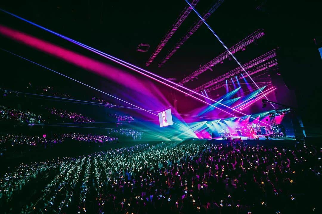 MASAKI（矢部昌暉）さんのインスタグラム写真 - (MASAKI（矢部昌暉）Instagram)「DISH// HALL TOUR 2023 "TRIANGLE" 無事完走！！！！ 今年は全部出ることができました💮(出て当たり前だ。)  いろんな場所に行けて、たくさんのスラッシャーに出会えて幸せな日々でした☺️ 全部出し切れた！楽しかった！ 最高な仲間達と最高な楽曲達。 まだまだDISH//は止まらないね！ EPも出るし、フェスもあるし、アリーナライブも決まったし これからもDISH//をよろしくお願いします🫰  #dish #triangle #北村匠海 #橘柊生 #泉大智 #スラッシャー #矢部昌暉 #一日一撮」6月30日 19時37分 - pantystar_masaki