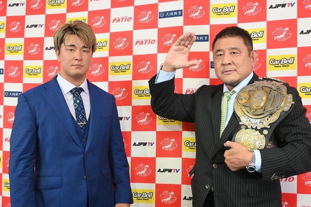 青柳優馬のインスタグラム：「会見でした。 三冠戦まであと2日」
