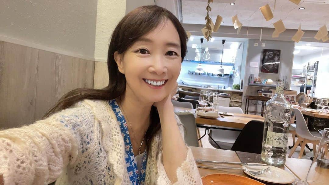 アグネス・チャンさんのインスタグラム写真 - (アグネス・チャンInstagram)「We are at a highly recommended restaurant in Pamplona last night. It was really very good. Every dish was well thought out and delicious!」6月30日 20時35分 - agneschan1