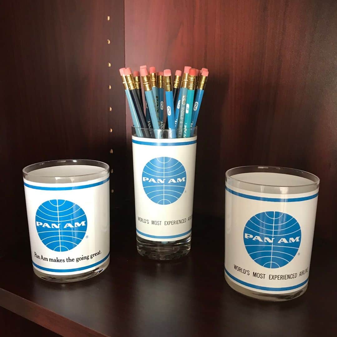 フィリップ・P・キーンのインスタグラム：「From my collection. A few pieces of Pan Am glassware and Pan Am pencils. #vintage #glassware #pencil #airline #aviation #logo #marketing #souvenir」