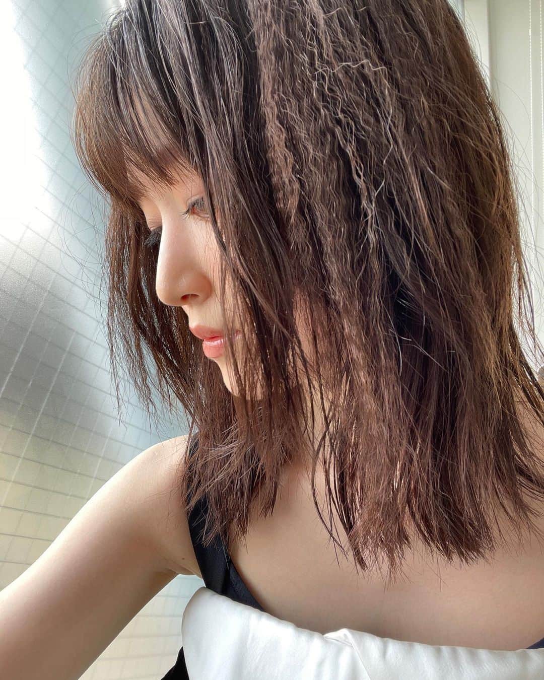 福本莉子さんのインスタグラム写真 - (福本莉子Instagram)「🤍🖤❤️ #GIANNA」6月30日 21時01分 - riko_fukumoto_