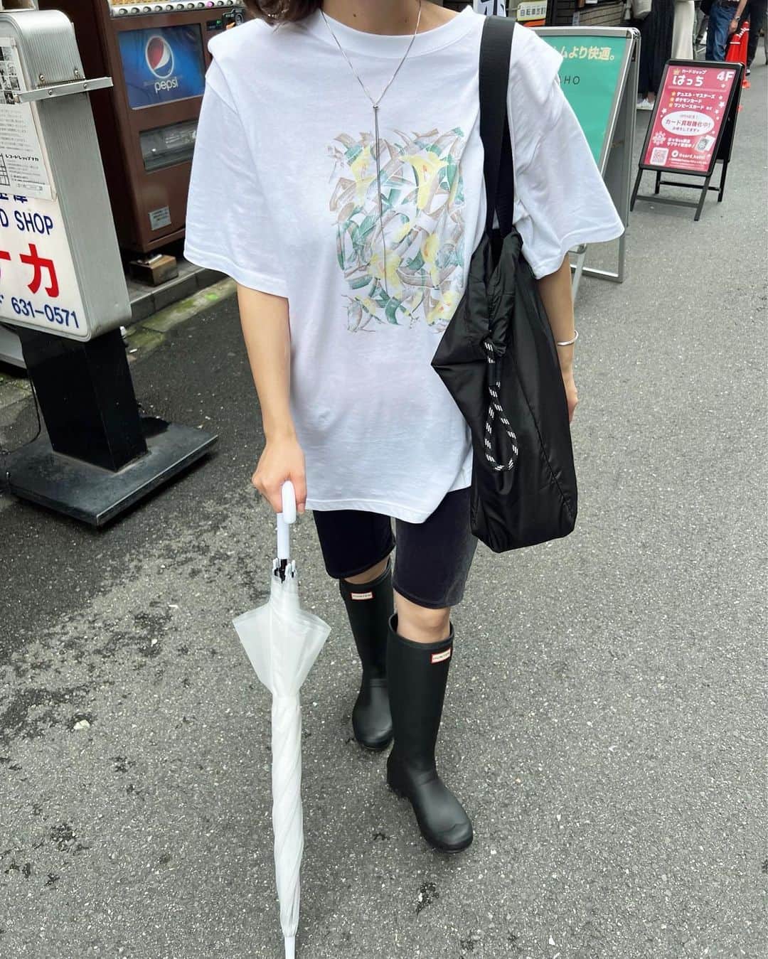 tappy1119さんのインスタグラム写真 - (tappy1119Instagram)「⁡ ⁡ ⁡ ︎ ︎今日は大阪　雨、 　　そんな日のコーデ☂️ ⁡ スイカ大好き女は 今日もスイカを食べるゾ　。　🍉 ⁡」6月30日 21時04分 - tappy1119