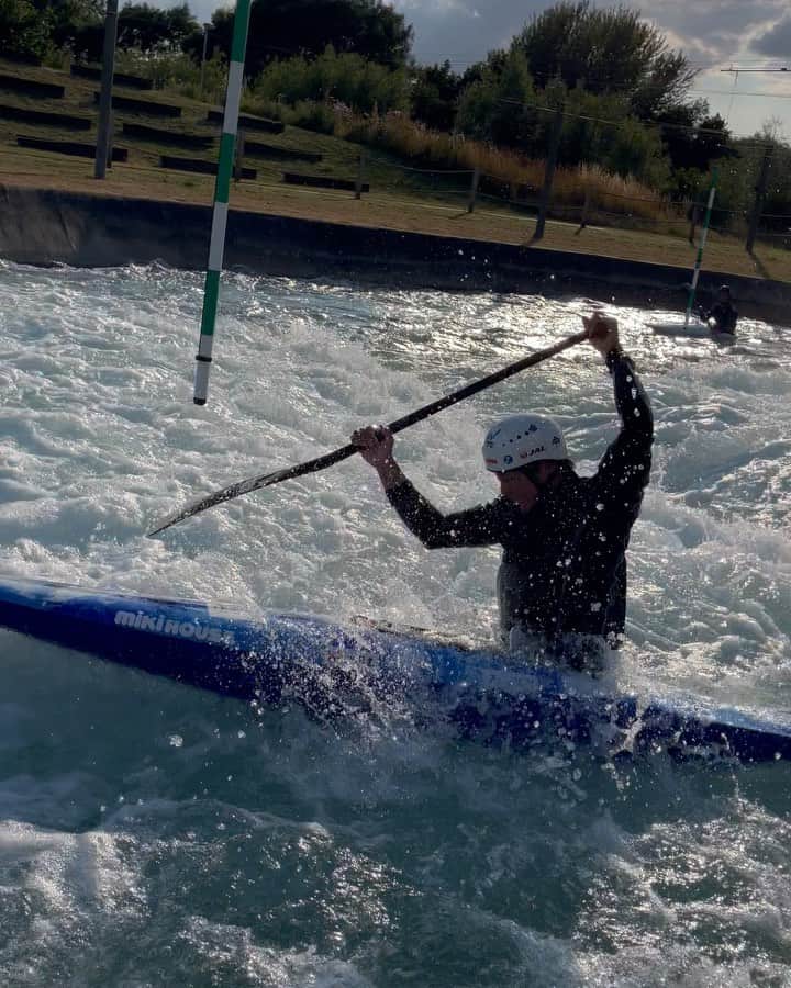 羽根田卓也のインスタグラム：「ロンドン強化合宿 #canoeslalom #training #water #london」