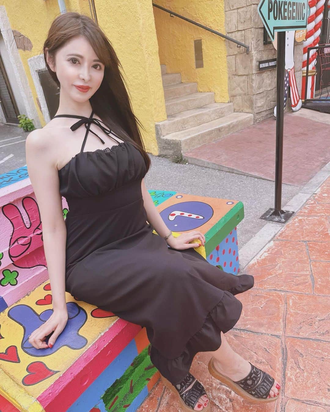 桃瀬えりなさんのインスタグラム写真 - (桃瀬えりなInstagram)「写真スポットいっぱい👼🏻‎🪽 ベティちゃんもいたよ♥️🖤  #okinawa #trip #rady #chloe #rolex #follow #followme #沖縄 #旅行 #北谷 #美浜アメリカンビレッジ #天使の羽 #ベティちゃん #蝶々」6月30日 21時15分 - eri_rin1221