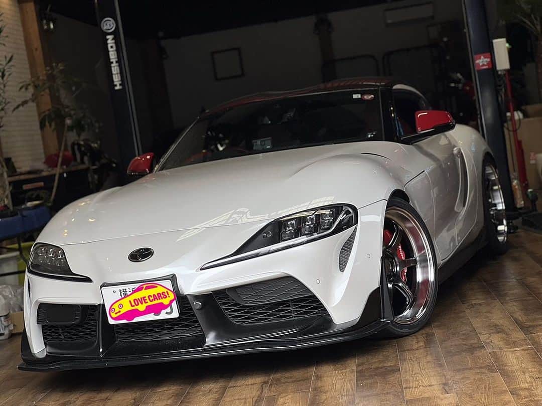 織戸学のインスタグラム：「ADVANRacing wheel  R6  必ずまた深リムが来る  GRスープラオーナーの 時間とお金には変えられない、ジャストなwheel  もちろんタイヤは　 ADVAN AD09  20インチ リアは 本当にギリギリの 295/30R20  お待たせ致しました。  全てお客様の GRスープラ  @yokohamawheel  @yokohamawheelusa  @yokohama.rubber_jp   @130ryokohama   #maxorido」
