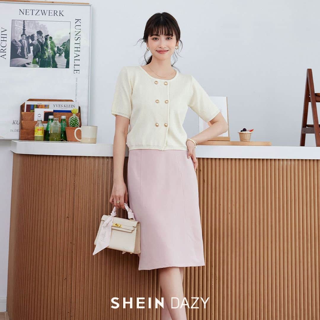 SHEINさんのインスタグラム写真 - (SHEINInstagram)「Timeless styles are always trending with DAZY ✨ Which classic look is your vibe? 🖤  🔎17445470 17447482 17445359 17450989 17447422 17446071  #SHEINDazy #DAZY」6月30日 21時30分 - sheinofficial