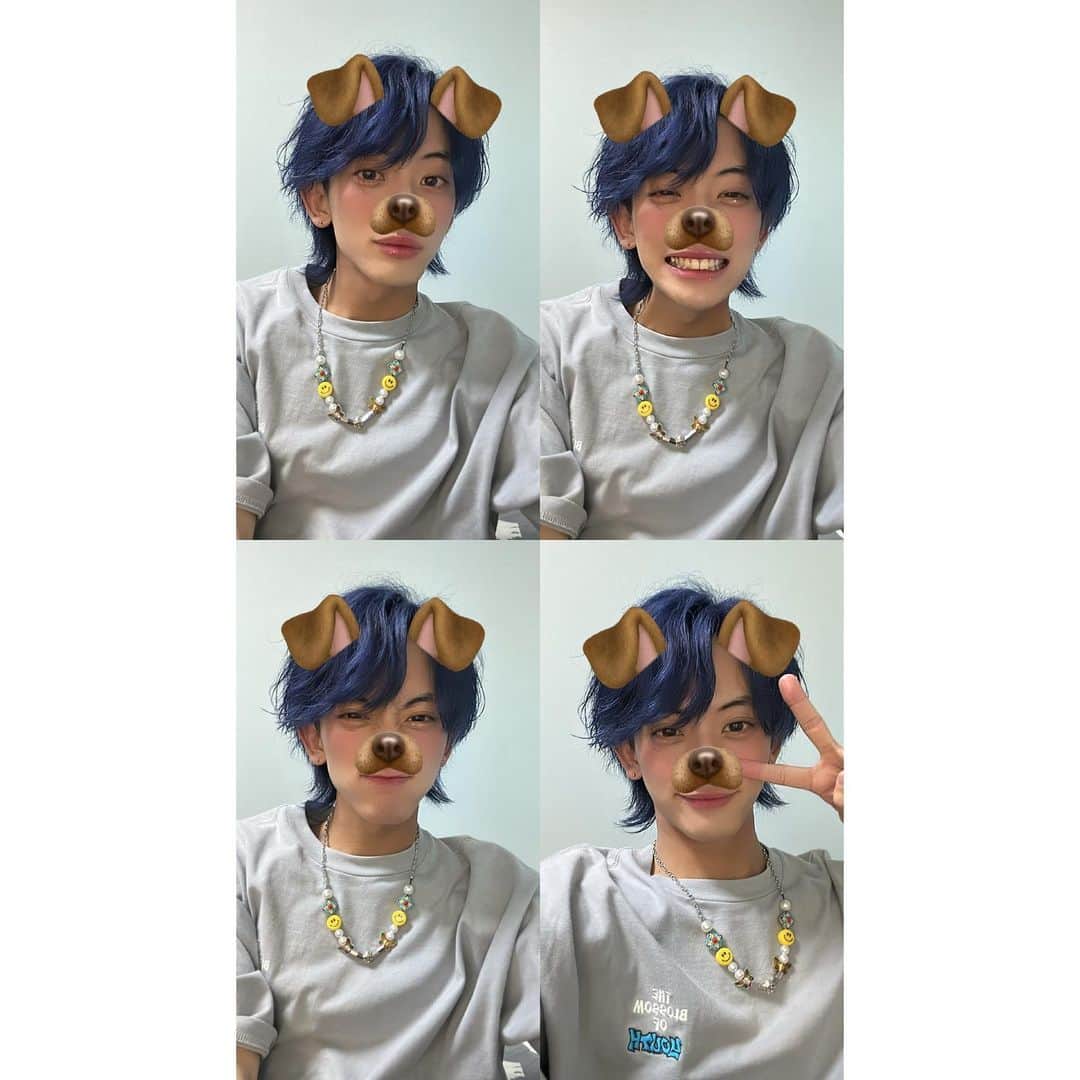瀧川翔太のインスタグラム：「あおがみ ・ ・ ・ ・ ・ ・ ・ ・ ・ ・ ・ ・ ・ ・ ・  #05  #0405  #0405students  #専門  #専門学生  #ヘアアレンジ  #青  #青髪  #サロモ  #サロンモデル  #韓国ファッション  #followforfollowback #fyp #follow #f #男子  #man  #自撮り  #界隈  #美容学生  #雰囲気好きな人いいね  #おしゃれさんと繋がりたい  #fashion  #ファッション  #1mmでもいいなと思ったらいいね  #foryou #ootd」