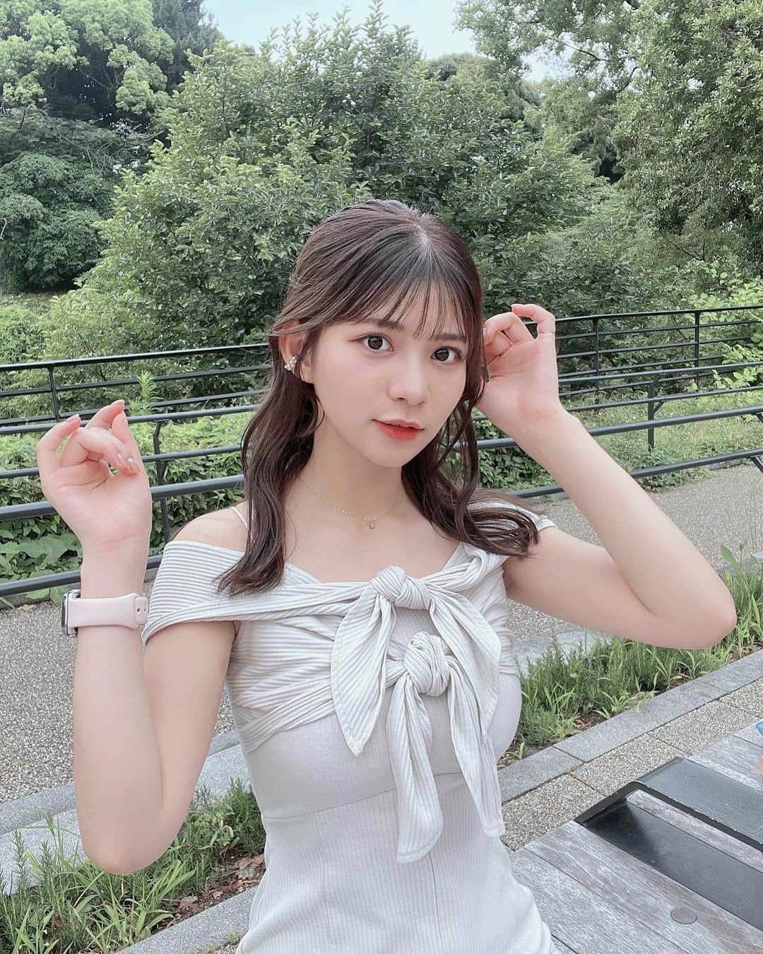 本田夕歩のインスタグラム：「ワンピース🤍  #MERCURYDUO #マーキュリーデュオ #ootd #夏コーデ #夏服コーデ #ワンピース」