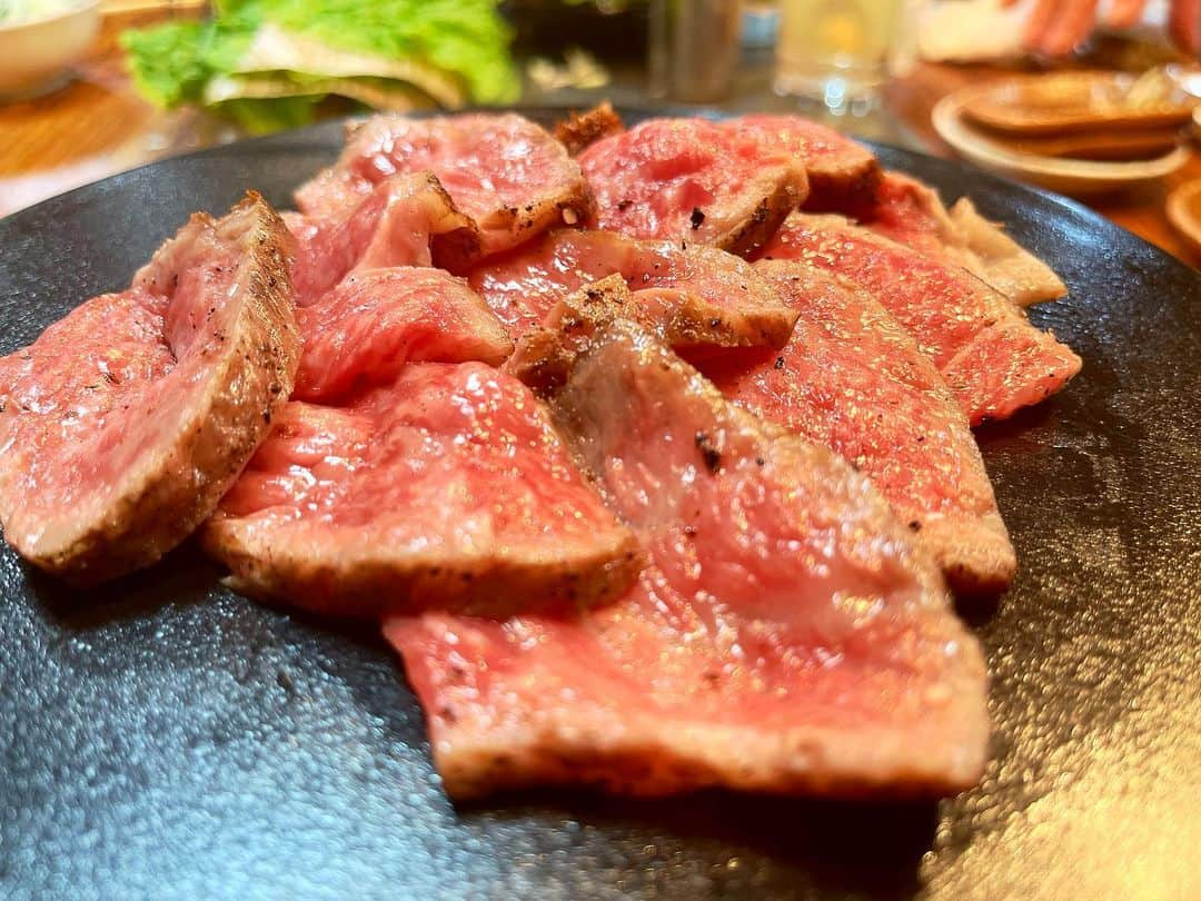 森隆弘のインスタグラム：「✨ずっと行きたかった焼肉屋✨  僕が行きたい時に必ず閉まっている 焼肉・正泰苑総本店にやっと行けました！  めちゃくちゃ美味しかった✌️ 定期的に行きたくなるお店📝 . .  #焼肉 #肉好き #焼肉部 #焼肉女子 #肉食系 #肉祭り #焼肉ラブ #肉大好き #肉専門店 #焼肉グラム #焼肉好きな人と繋がりたい #焼肉大好物 #焼肉マニア #肉団子 #焼肉日和 #焼肉おいしい #肉三昧 #肉料理 #焼肉食べたい #肉バカ #焼肉好きの集い #焼肉デート #焼肉好きの私 #焼肉を楽しむ #焼肉大好き」