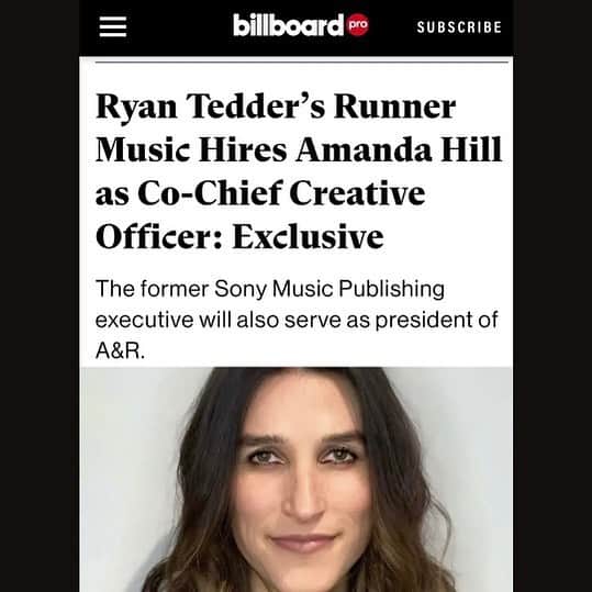 ライアン・テダーのインスタグラム：「I’ve been wanting for years to elevate & legitimize the publishing company I’ve had since 2008.  In that time my little boutique outfit has had a lot of successes, some Grammys, some hit making writers who continue to thrive, but with all of that I always knew there would come a time when I needed to level up in a major way. Earlier this year we started a going forward music company called Runner. (coincidentally I’m typing this while on a run ;)    I knew now was the time to bring in the best people to help run it and scale the team.  In almost 20 years of working in music Amanda has been the most effective publishing executive I’ve had the pleasure of working with consistently.  Her decades long understanding of the music business with all its nuances, songwriters/songwriting, & global culture is priceless.  Her  relationships go as deep as anyone, and her EXCITEMENT about SONGS is undying.  We are happy to have her on board now as the co-head of creative.  To all songwriters/artists out there - whether new & aspiring, or already a veteran hit maker - the future looks really good @runnermusicofficial - give us a shout :-) 🙌🙌🚀🚀🚀 PS - thank you @sonymusicpub & #bigjonplatt for graciously letting me bring Amanda over to the team 🤘🏽」
