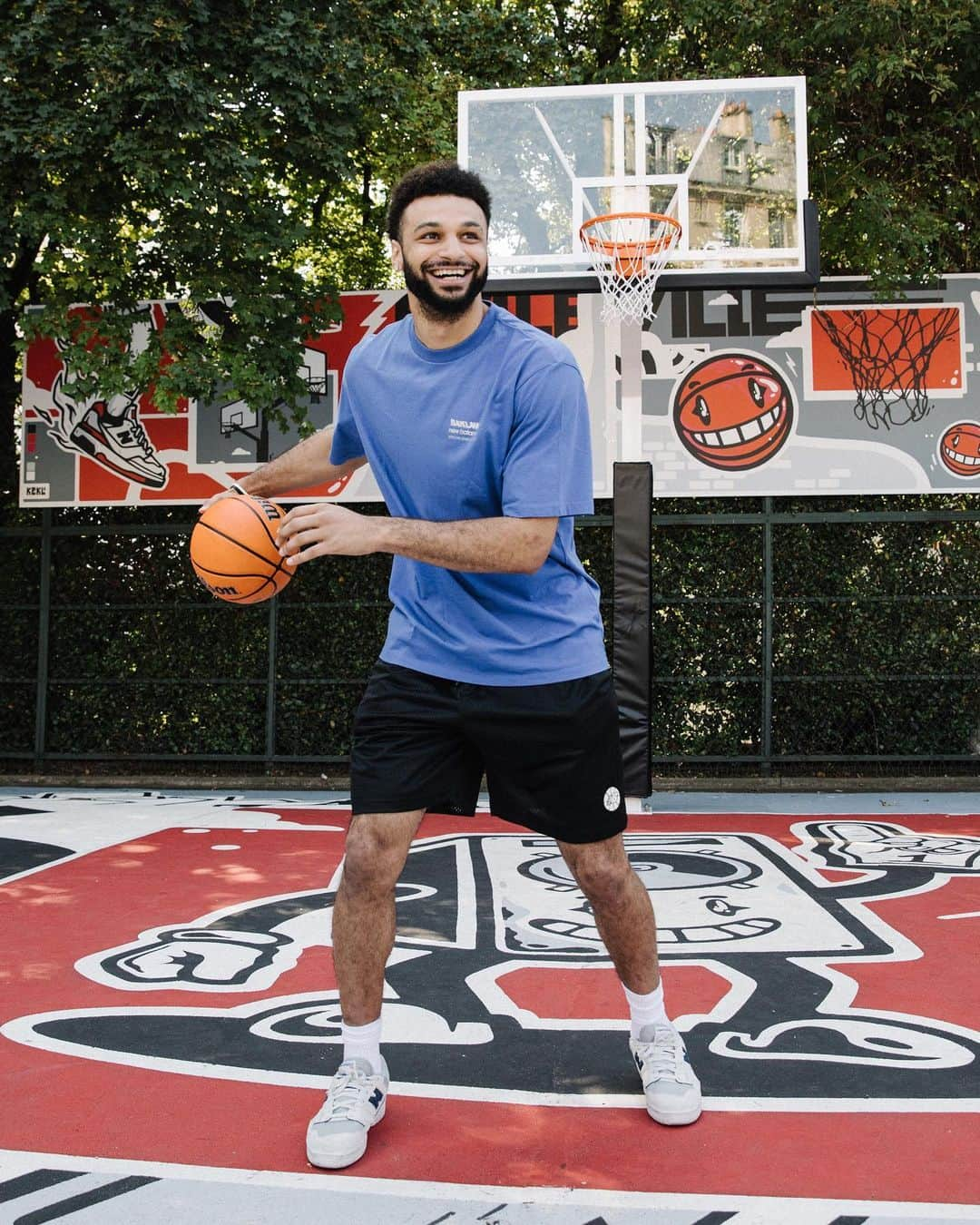 newbalanceのインスタグラム：「NBA champion @jmglitxh27 on the Belleville RP court in Paris.  A community hub for basketball, renovated in partnership with the @nba.  🎨: @kekli」