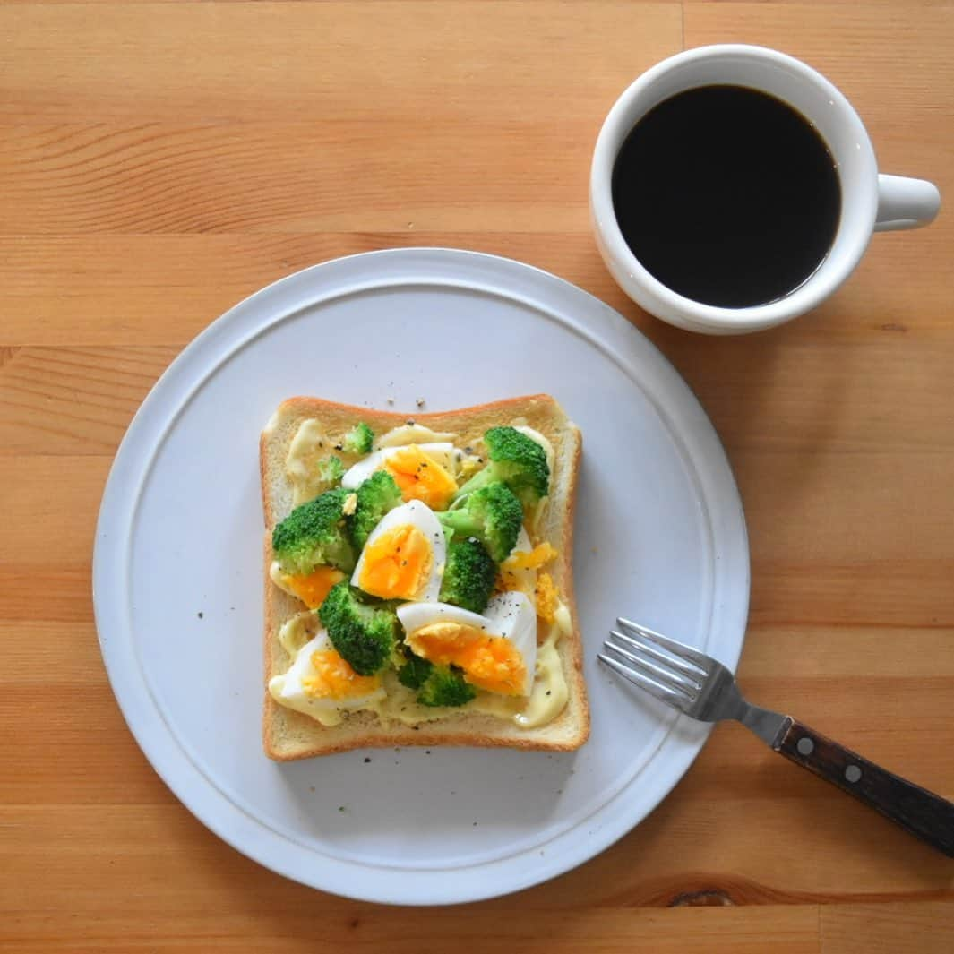 山崎佳さんのインスタグラム写真 - (山崎佳Instagram)「Today’s breakfast. 1週間早すぎてびっくりしちゃう… もう6月終わりなんて…」6月30日 23時03分 - keiyamazaki