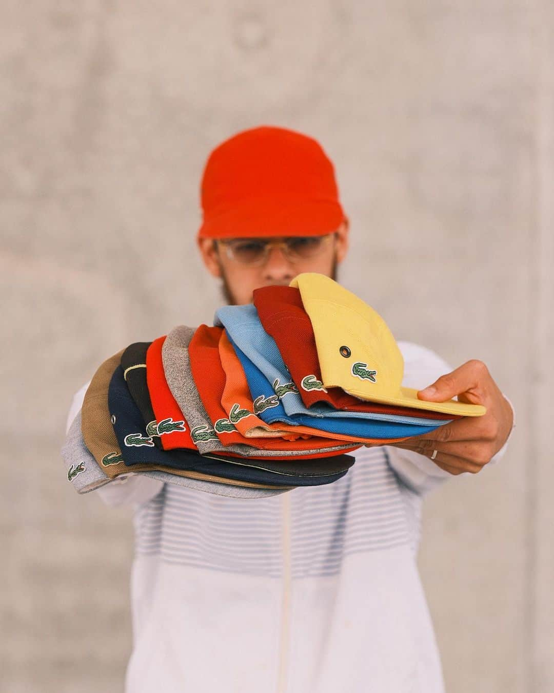 Lacosteさんのインスタグラム写真 - (LacosteInstagram)「Capturing iconic vibes: @lilou_officiel is rocking his #Lacoste Girolle personal collection. 🧢  📸 @jim_lasouille   #TeamLacoste」7月1日 1時00分 - lacoste