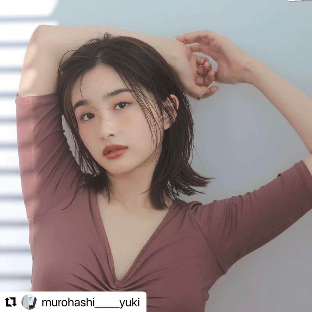のインスタグラム：「美的8月号です🩵🤍」