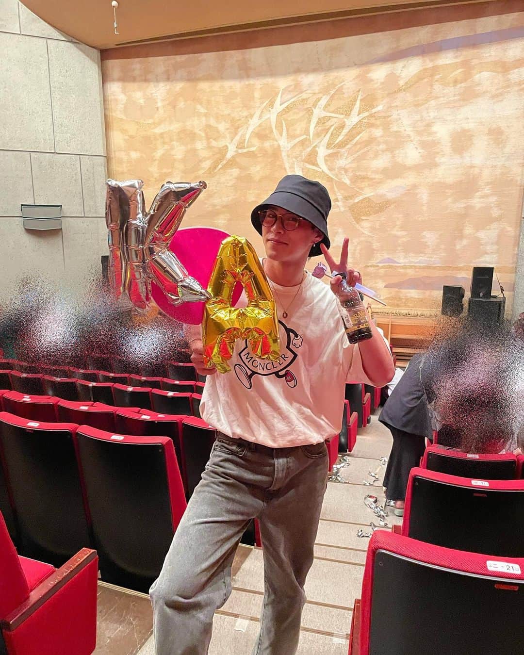山口託矢のインスタグラム：「. つかさくんのツアーファイナル奈良公演参戦🎤 . まずはつかさくん(@tsukasasl ) ツアー全公演お疲れ様でした！ . 大阪、東京、奈良公演を拝見しました！ 公演ごとにブラッシュアップされる歌とパフォーマンスにずっと刺激受けっぱなしでした！ . この夏、僕も死ぬ気で頑張ります🏄‍♂️ . . #森本爵」